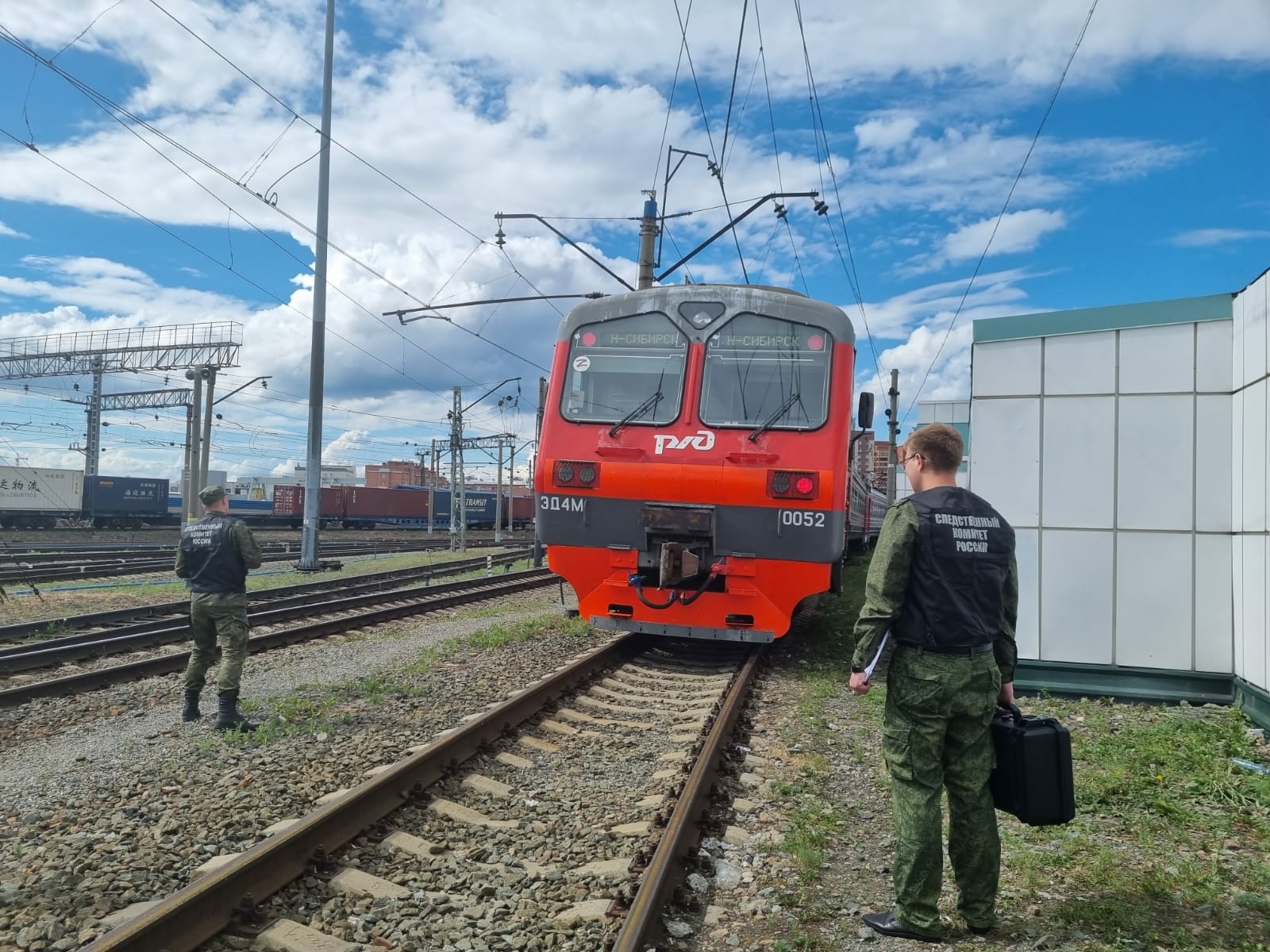 Эд4м 504. Перед поезда. Эд4м 0351. Электричка в пашино. Перед электрички.