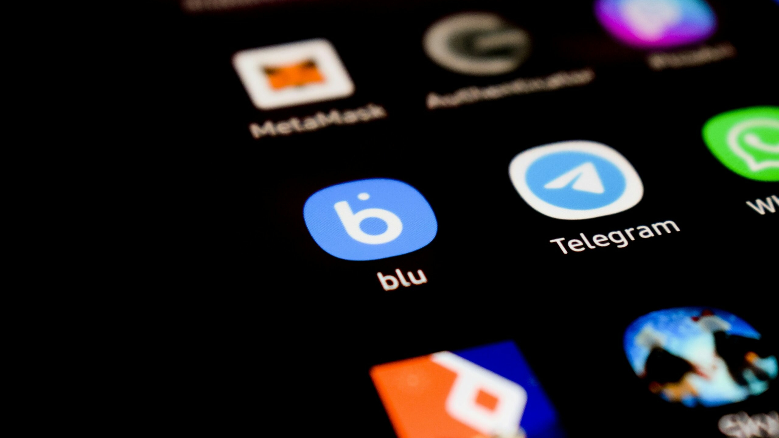 Дуров опроверг информацию о блокировке и уходе Telegram из России  