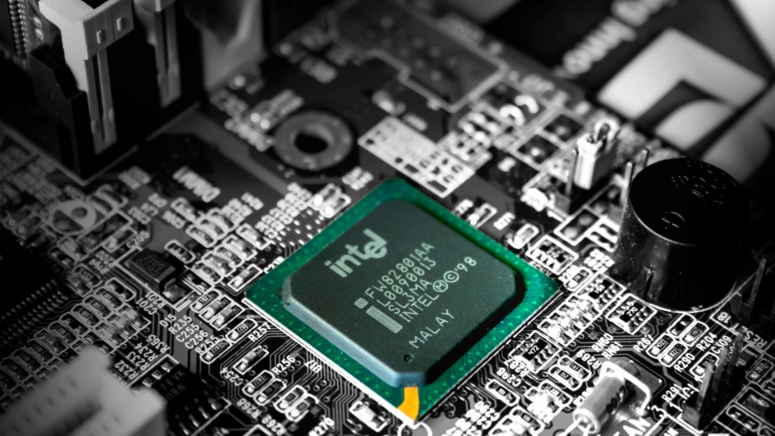 Intel ищет инвесторов для сетевого подразделения NEX