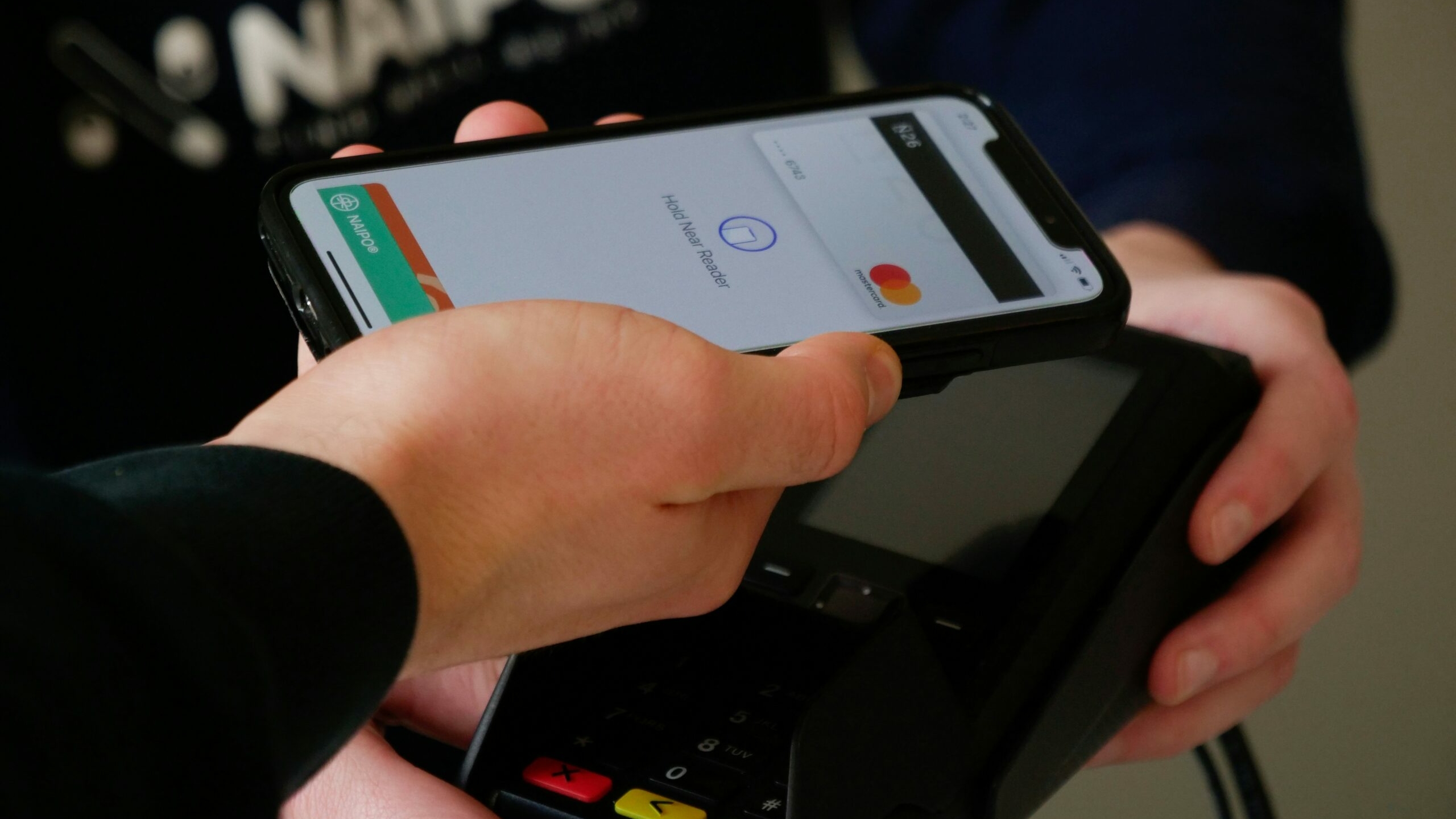 Ограничения Apple Pay: у россиян перестали работать карты иностранных банков