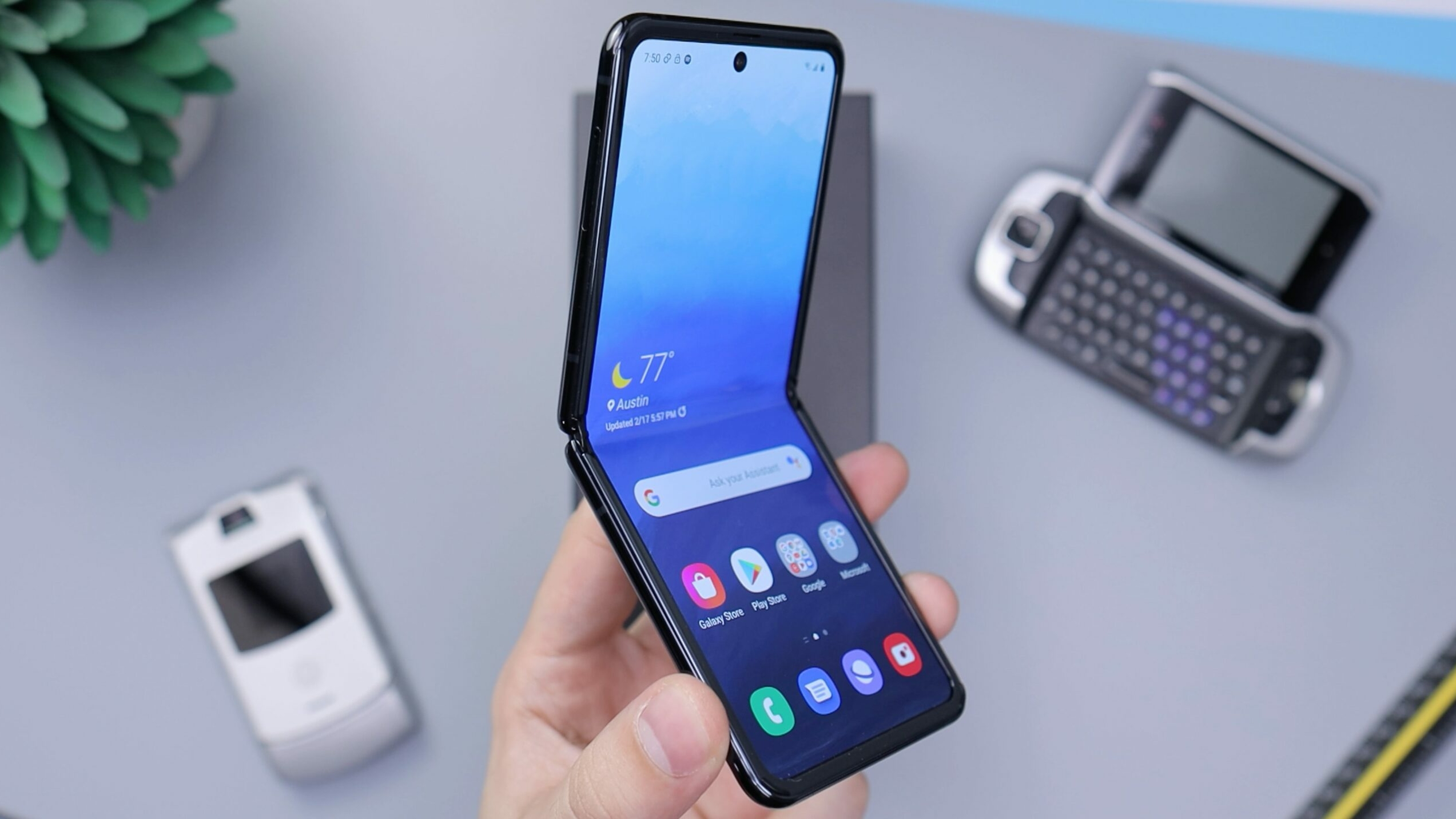 Samsung изобрела самовосстанавливающуюся камеру для смартфонов
