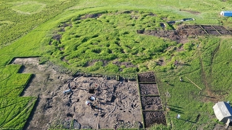 В Туве петербургские ученые нашли и исследовали кокэльский некрополь